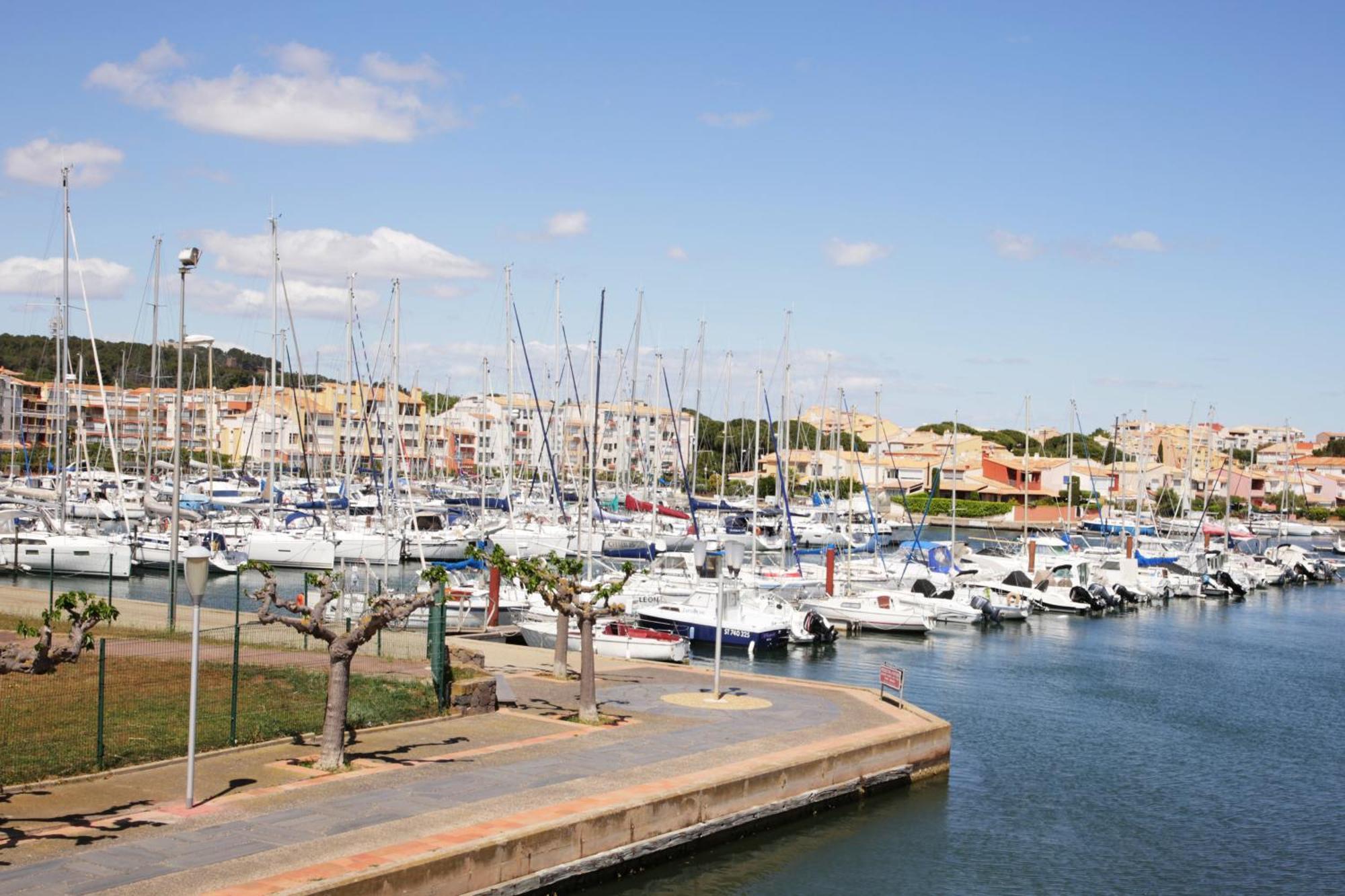 Centre Port,Vue Panoramique,Clim,Balcon,Wifi Lägenhet Agde Exteriör bild